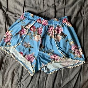 Rue 21 blue floral shorts